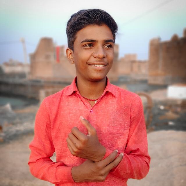 Yogesh Graphics - WhatsApp Group invite link