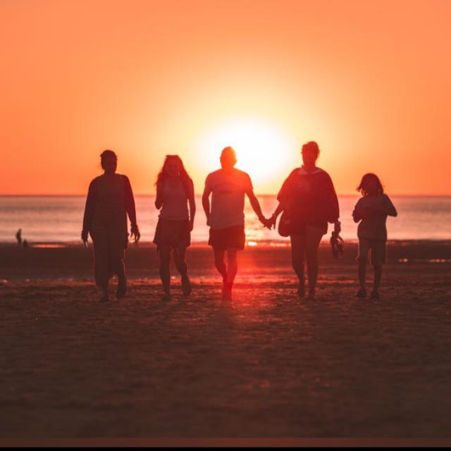 Lovers international 🇦🇱🇩🇰🇨🇿🇨🇺 WhatsApp Group in Family/Relationships, France, English group/channel image
