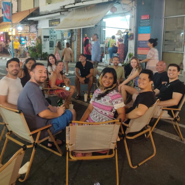 Couchsurfing & Nomadtable Phuket 🇹🇭