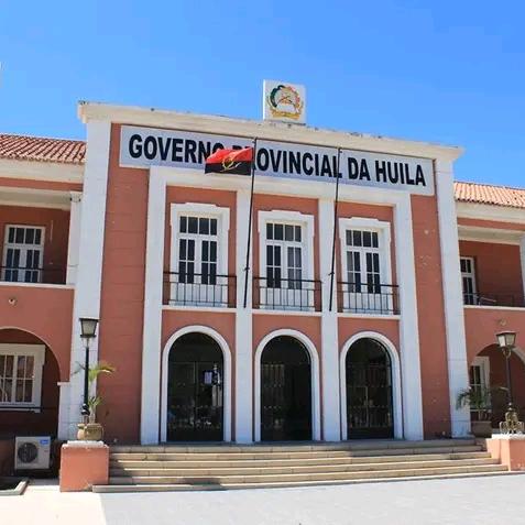 Funcionários da Administração Pública-Huíla