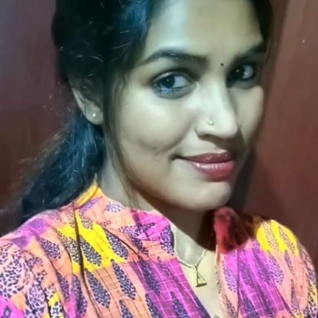 ಕನ್ನಡ ಆಂಟಿ ಸಿಗ್ತಾಳೆ ಪಕ್ಕಾ Whatsapp Group Join Link