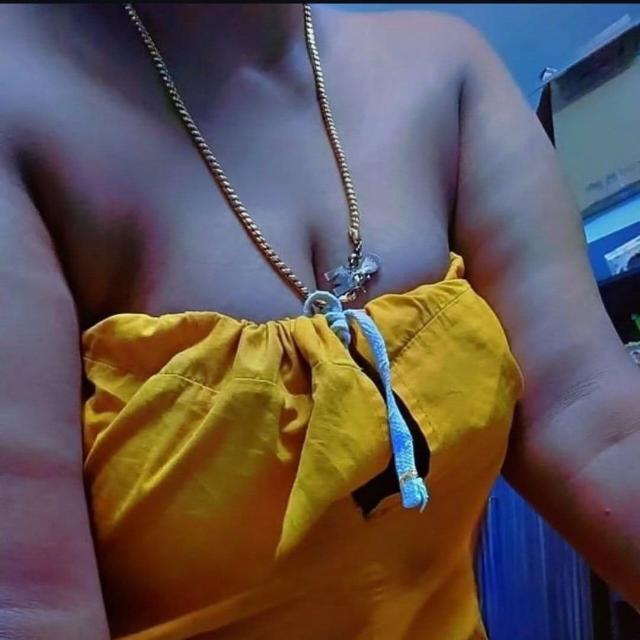Apki bhabhi 💋 only video call service 💋