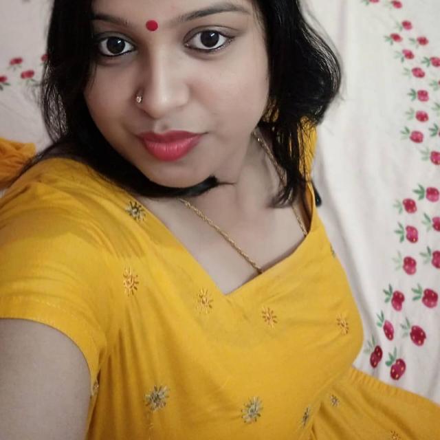 Indian bhabhi Group's logo