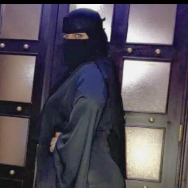 Only girls gossip Group's logo