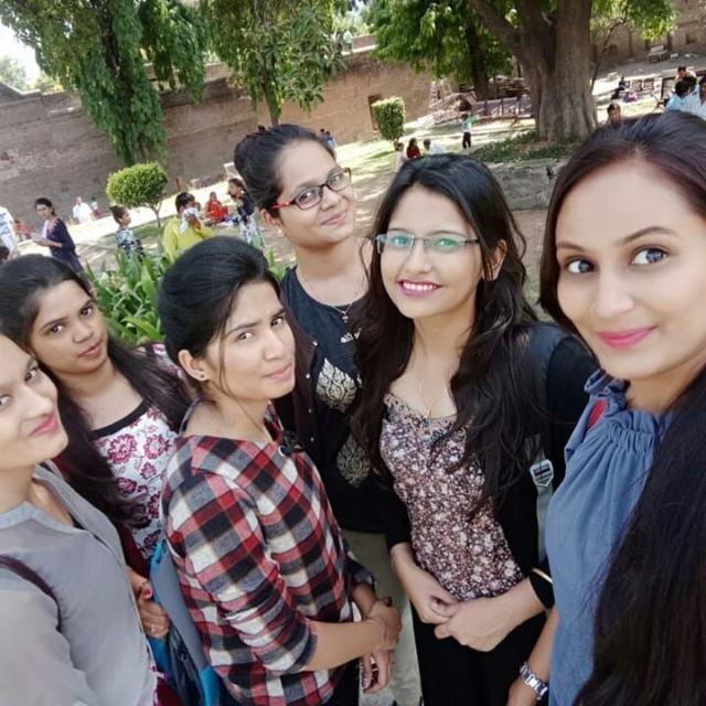 Bhavna college 👩🏻‍🎓 7 Whatsapp Group Invite Link 2023