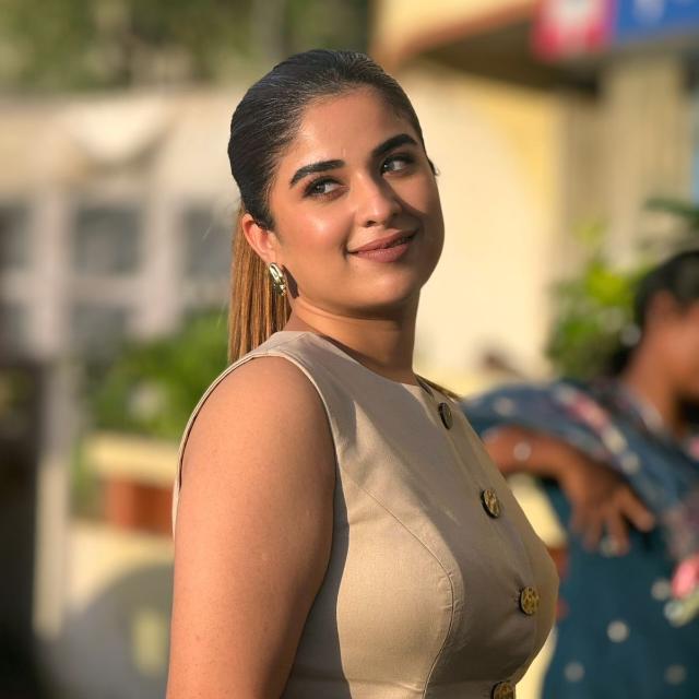 SEXY PUJA 💞