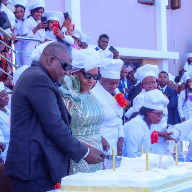Igreja velha apóstolica em Moçambique