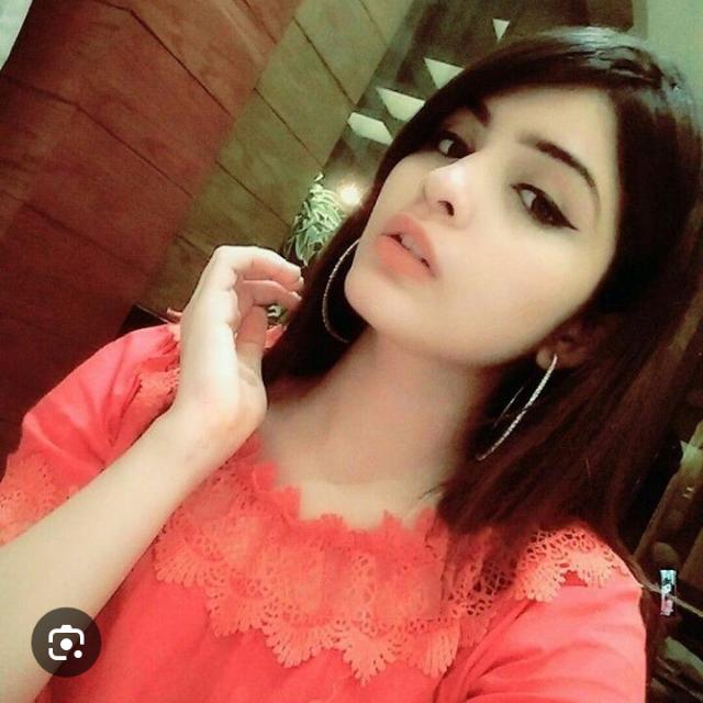 Tiktokrs leak viral celebrity Cp video Group's logo