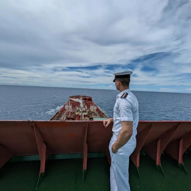 Job vacancy for airport or marchent nevy 2025