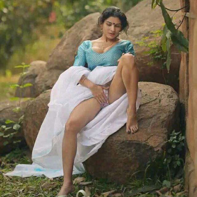 Only Vedios💋👙 Group's logo