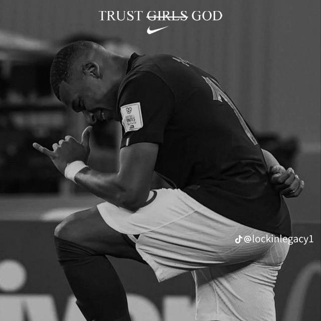 Football Fans ⚽💪 🗿