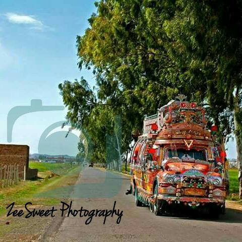 میرا سوہنا پنڈ 320 Group's logo