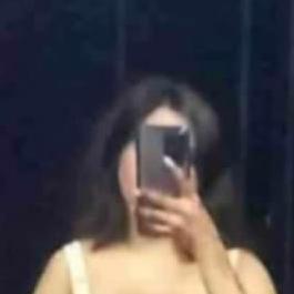 Hot Pakistani Mall