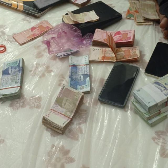 💐موبائل سے مفت پیسے کمائیں💐