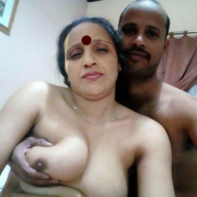 Join couples video calling sex Whatsapp Group Link | Groupsor