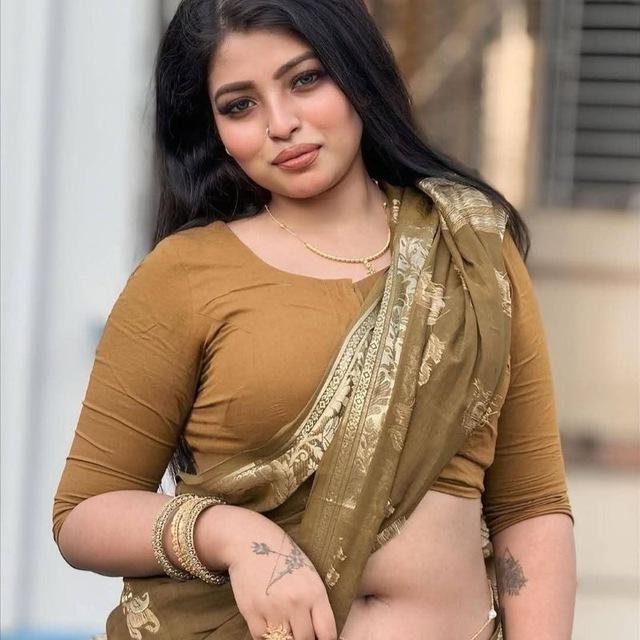 Choti Mummo wali Girls