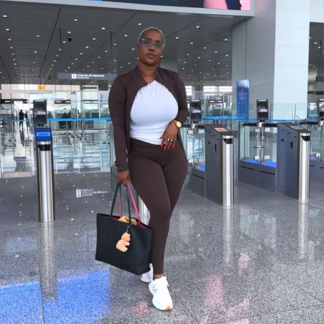 Grupo 8 de encomendas 📦Abril-2026