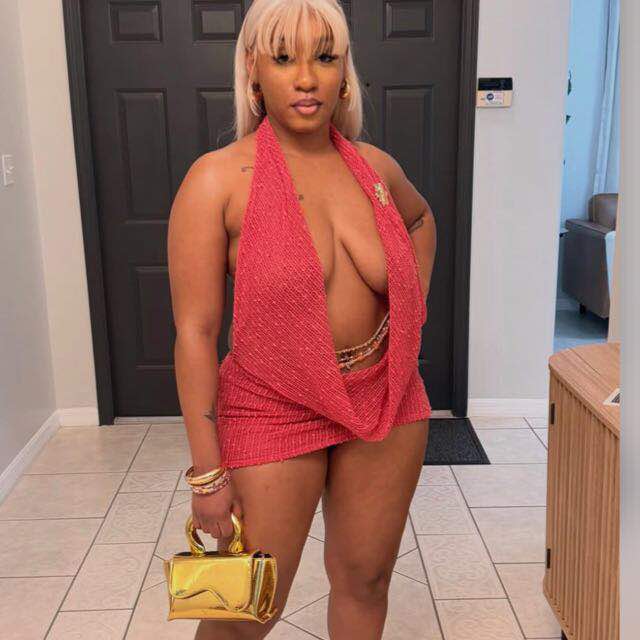 π¬ππNIGHT CLUB HOOKUPS π