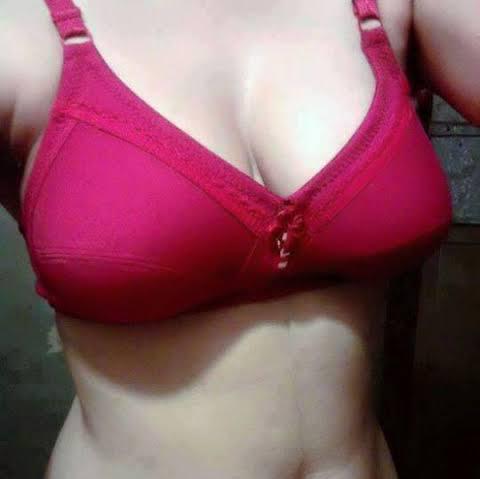 💦فــل ہـاٹ لــڑکــی🔥 WhatsApp group in Entertainment/Masti, Pakistan, Urdu group/channel image